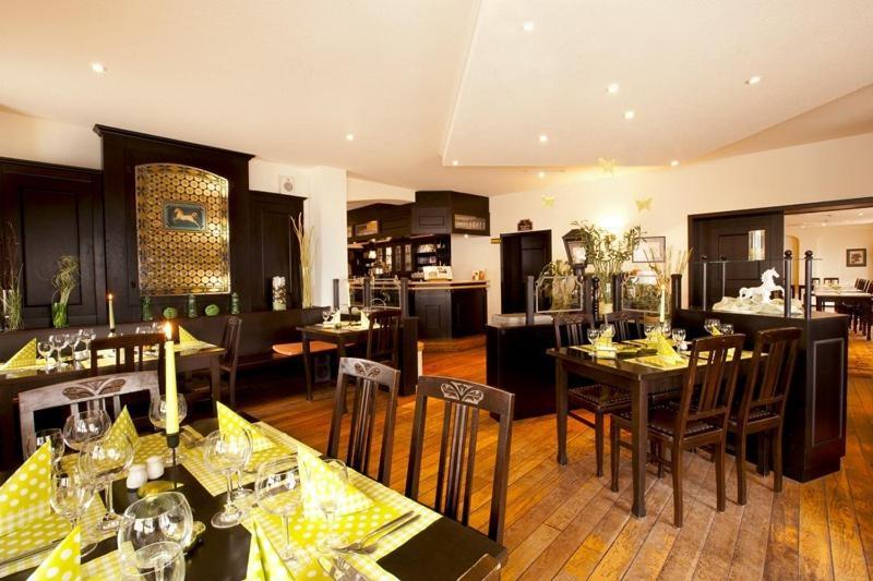 Hotel Weisses Ross Elsterwerda المظهر الخارجي الصورة