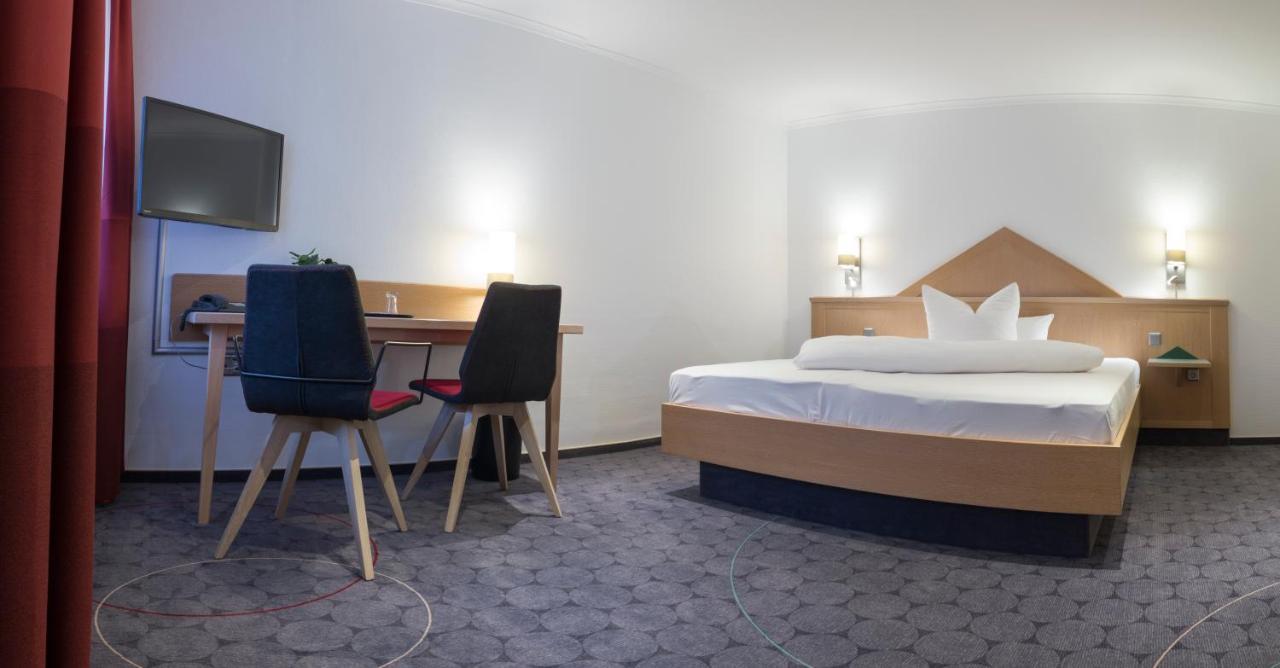 Hotel Weisses Ross Elsterwerda المظهر الخارجي الصورة